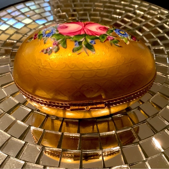 🔻Limoges 24K Gold Encrusted Classic Floral Egg Trinket Box (Retired) Mint Cond - Picture 8 of 11